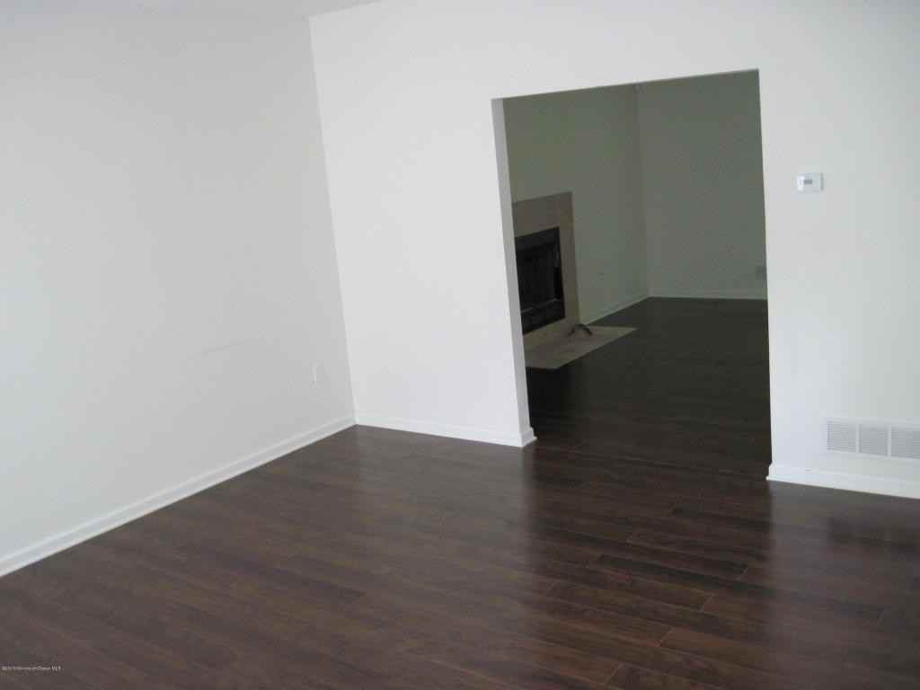 262 Lakewood Rd - Photo 3 of 35