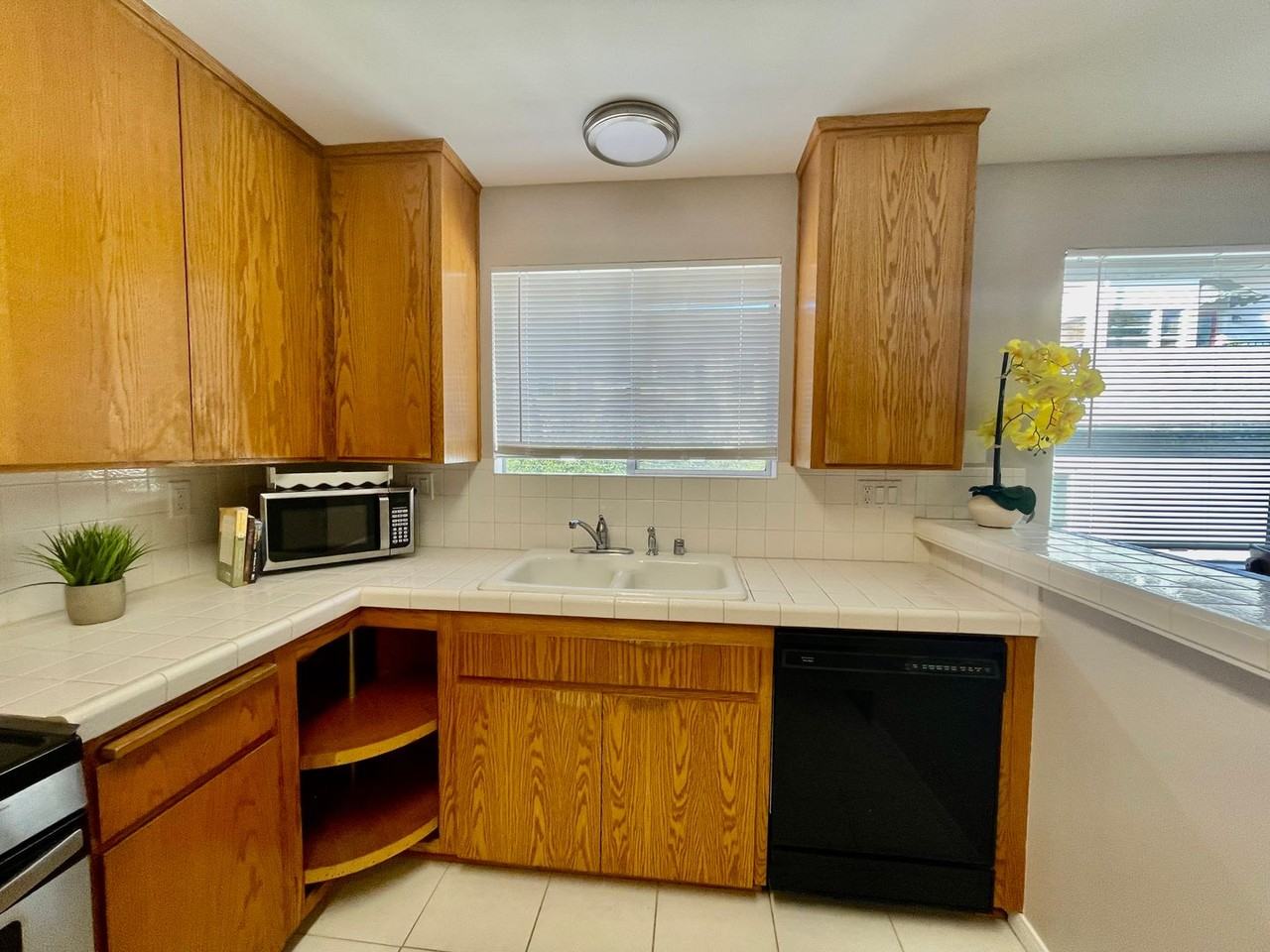 Front St Rentals - Photo 7 of 50