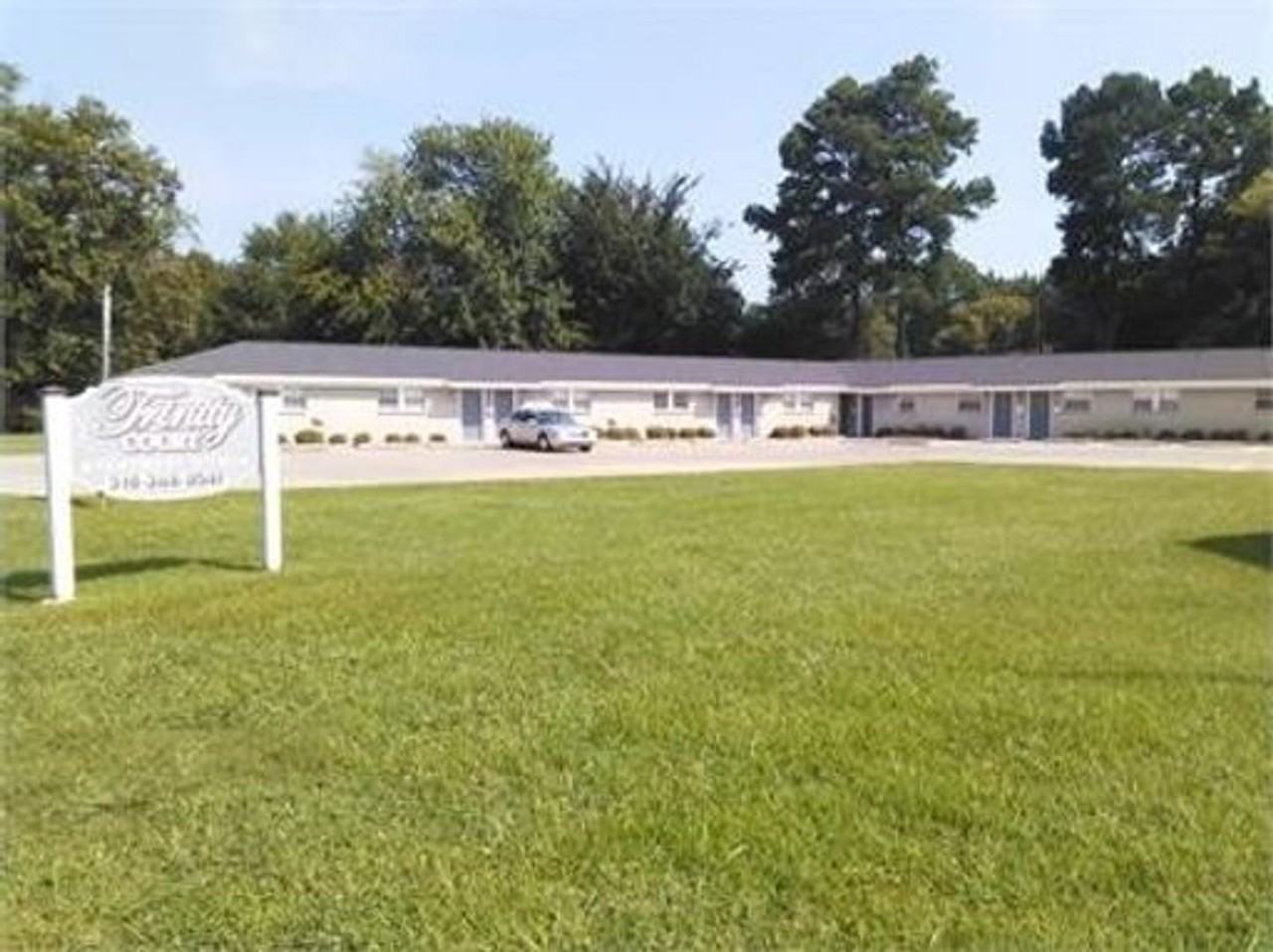 Trinity Court Apartments 2500 Oliver Rd, Monroe, LA 71201 Zumper