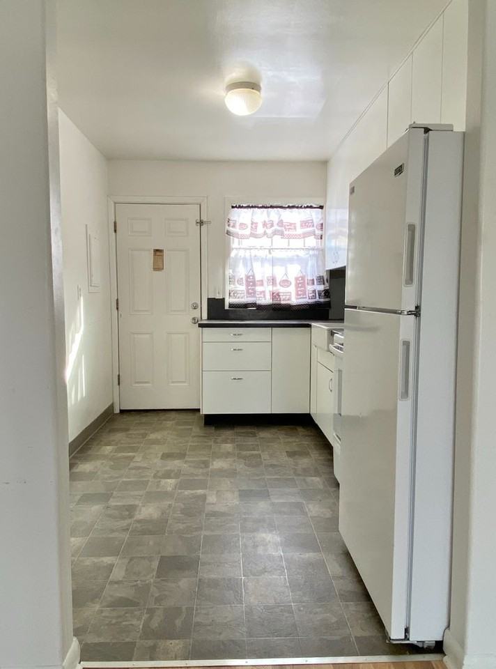 906 Union St - Photo 6 of 7