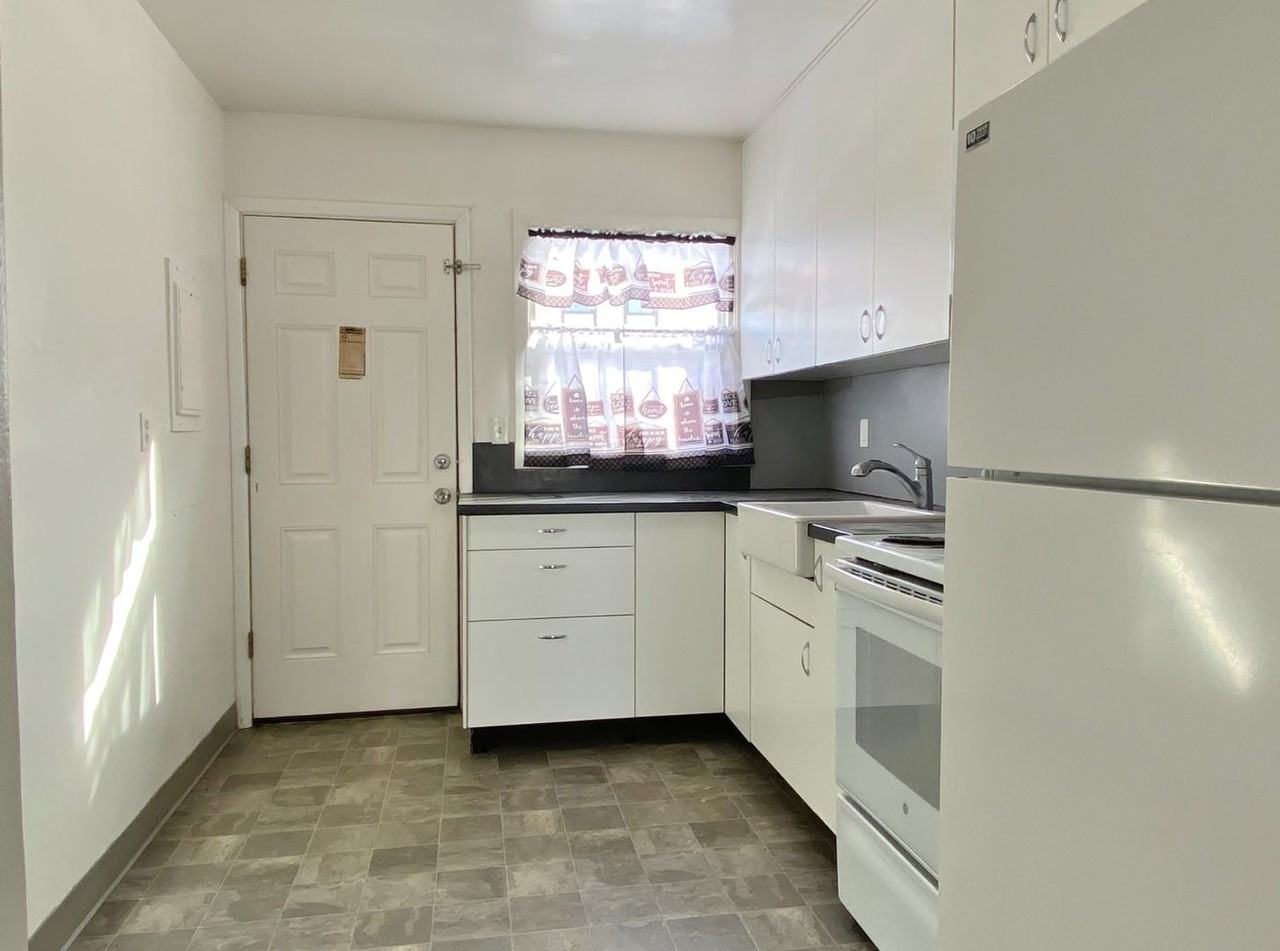 906 Union St - Photo 7 of 7