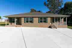 296 Hunt St - Photo 1 of 1