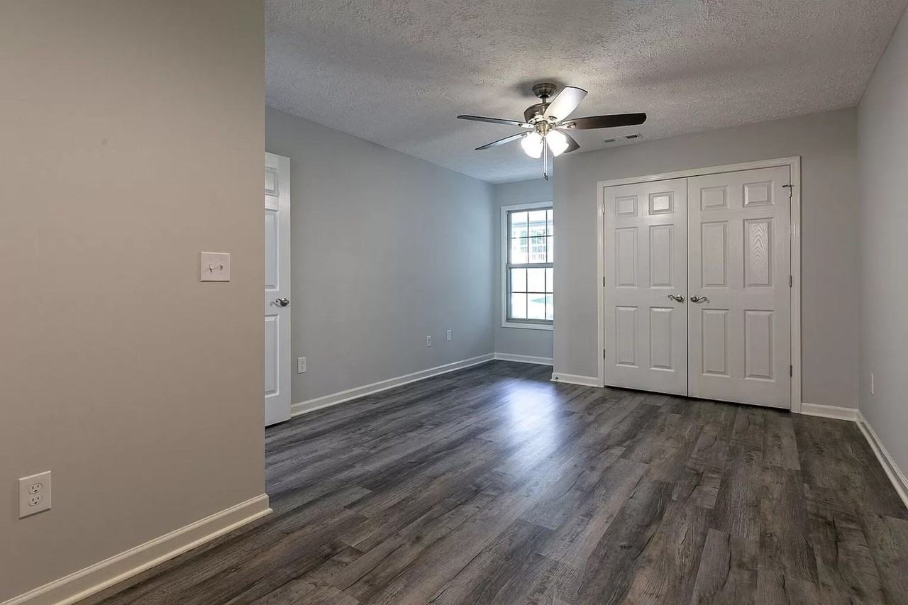 296 Hunt St - Photo 7 of 10