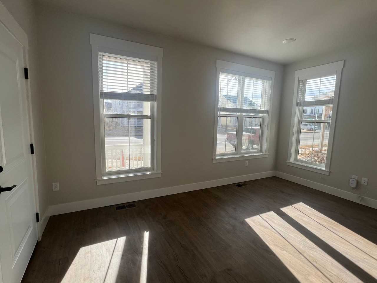 6135 Elysian - Photo 3 of 29