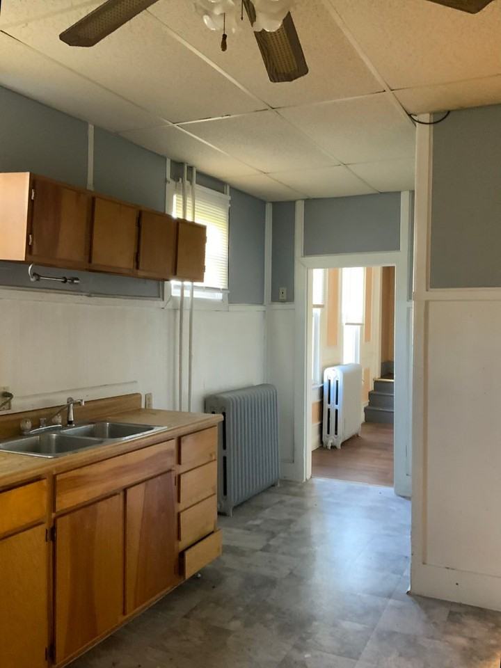 322 1st St - Photo 2 of 17