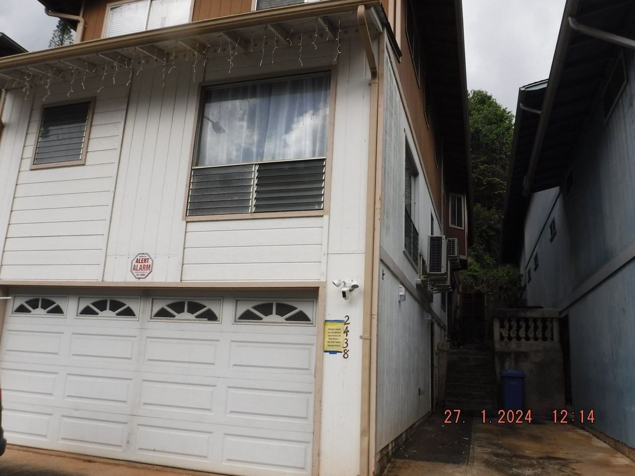 Akepa - Photo 2 of 21