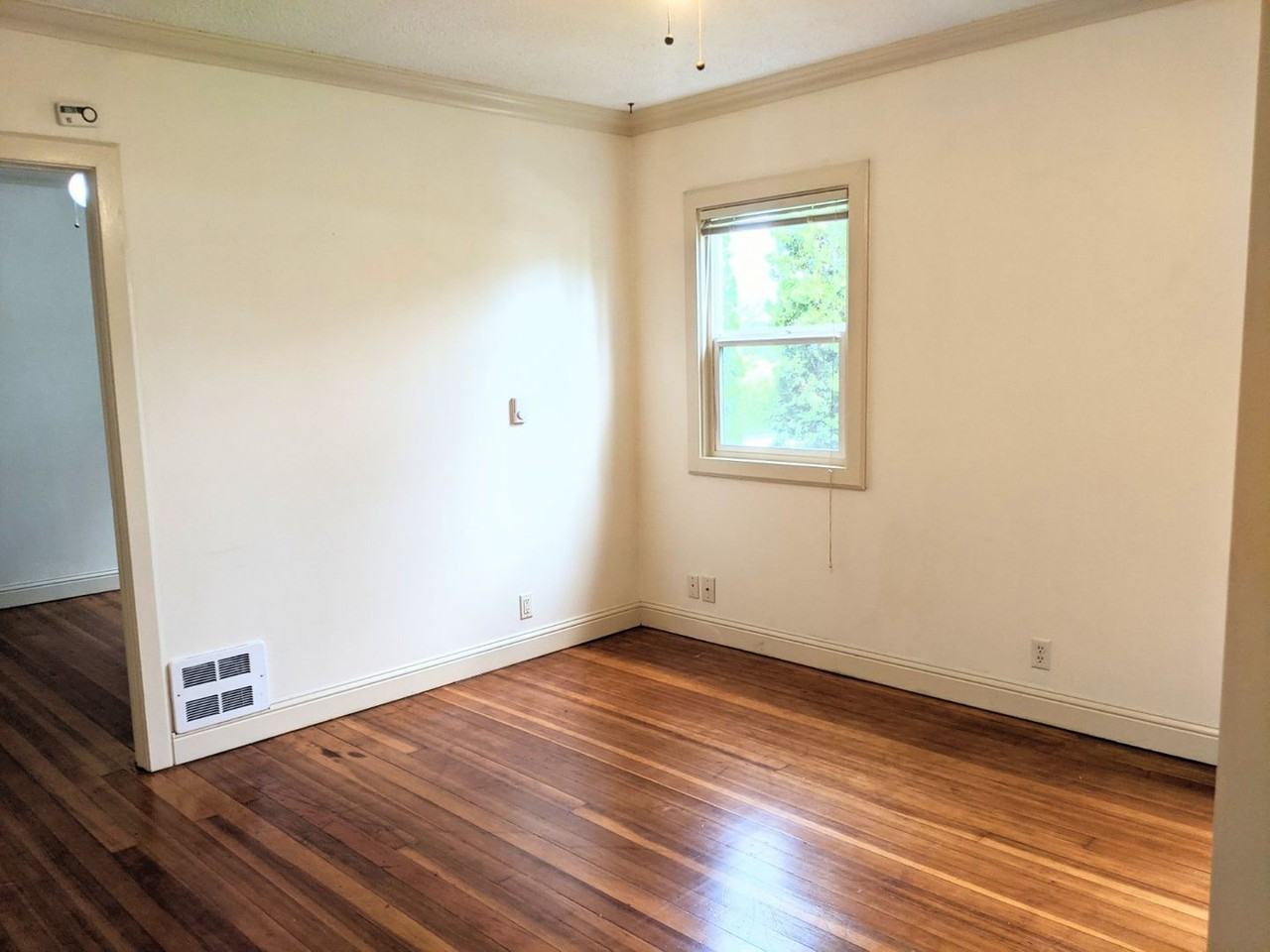 2516 Cornwall Ave #6 - Photo 5 of 13