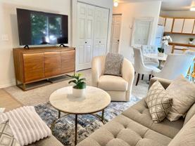 1550 Nw Milwaukee Ave - Photo 1 of 1