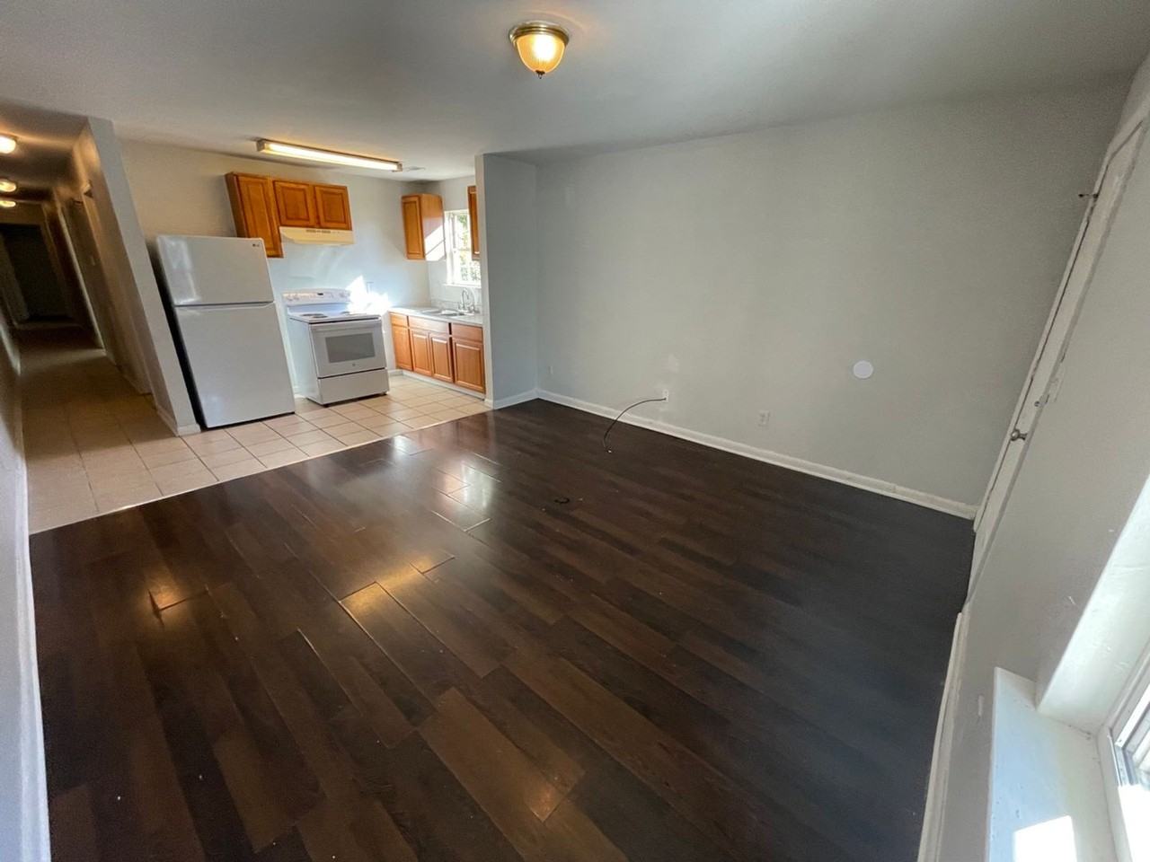 1446 Bradt St - Photo 2 of 31