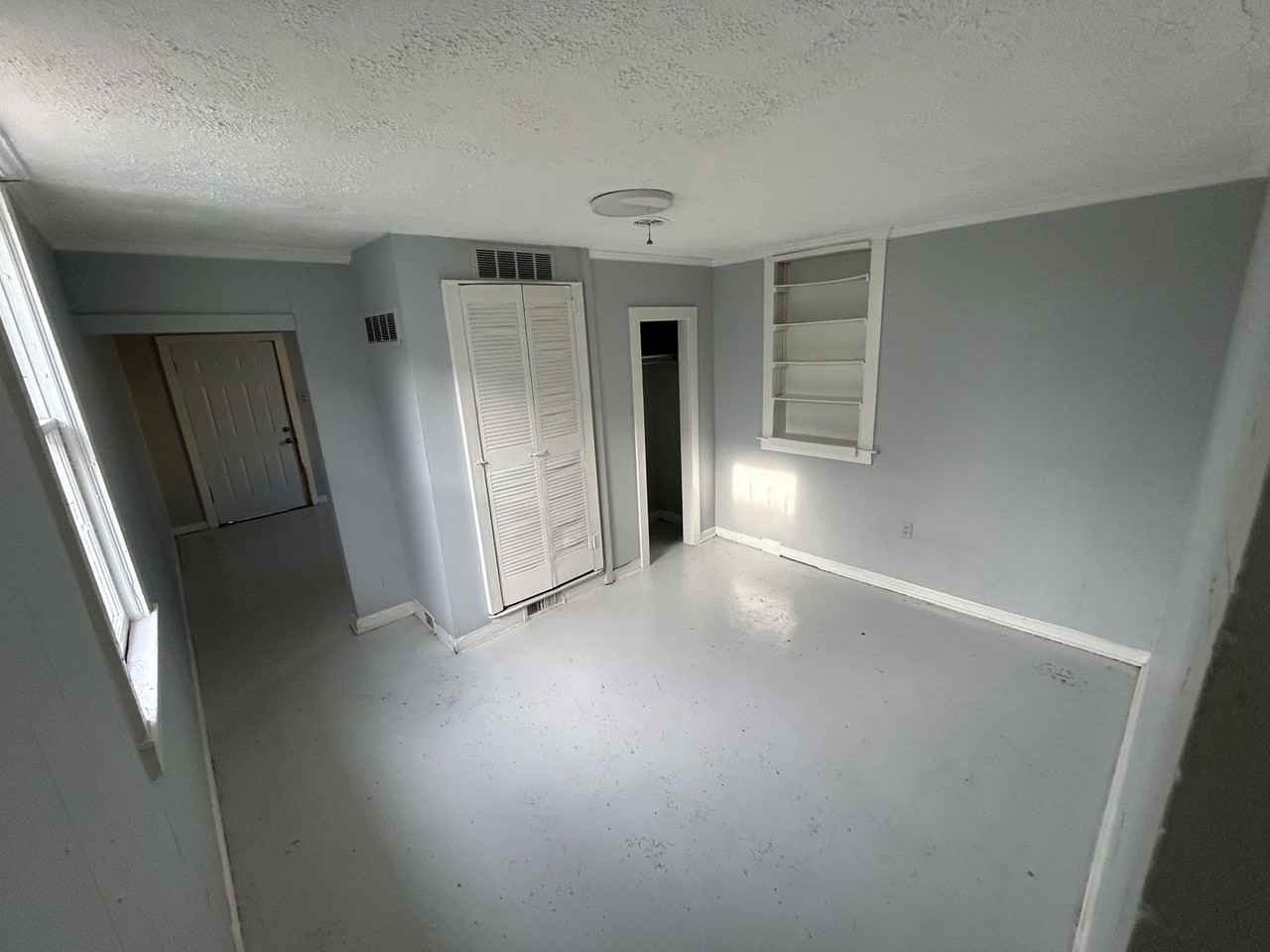 358 E. 2nd Street - Photo 3 of 8