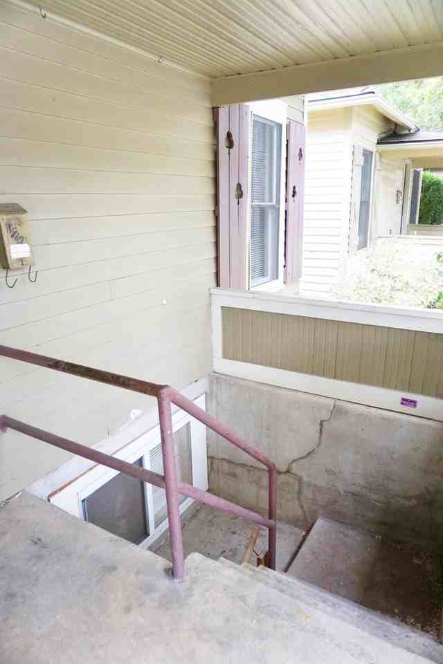 642 South Meldrum Street - Photo 2 of 12