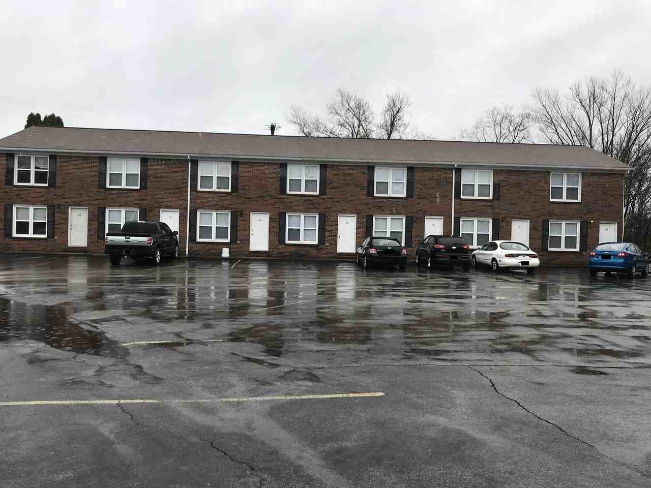 Dixie Manor Townhouse Apartments 1901 N Dixie Ave, Cookeville, TN