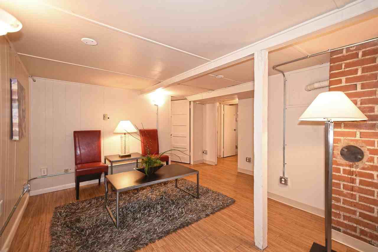 622 & 622 1/2 S. Loomis Avenue - Photo 2 of 13