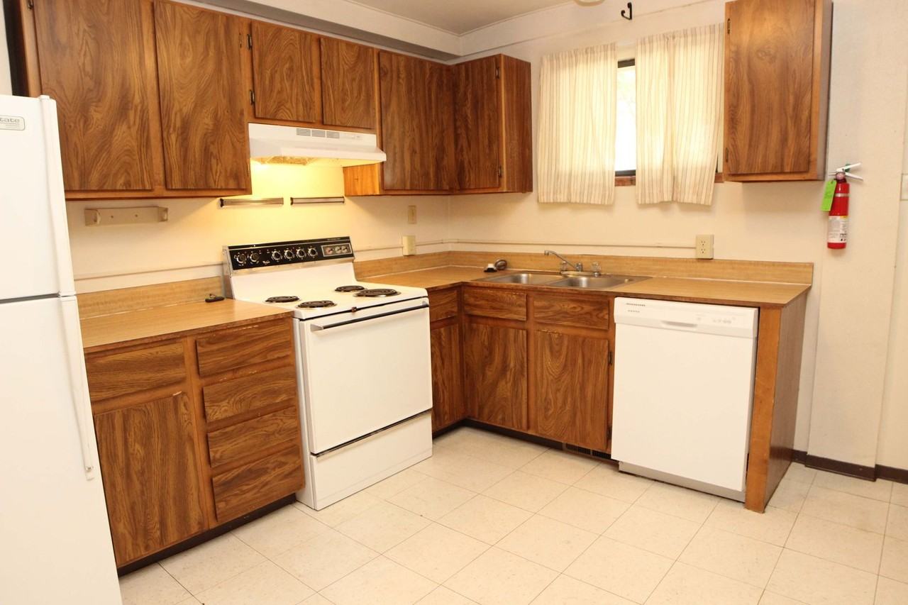712 W. Myrtle Street - Photo 3 of 9
