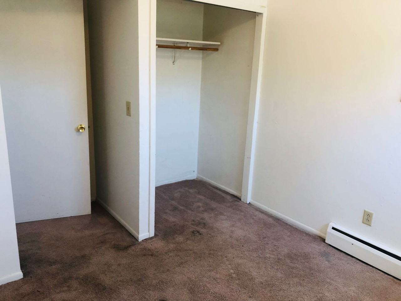 605 4th St NE - Photo 5 of 15