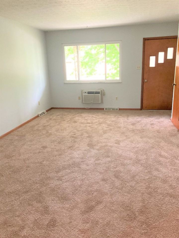 326 - Vira - Photo 2 of 11
