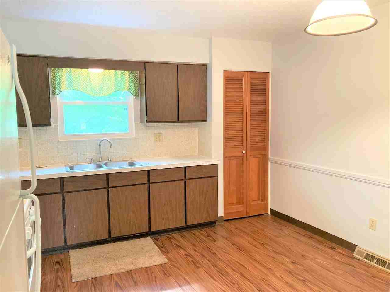 326 - Vira - Photo 3 of 11