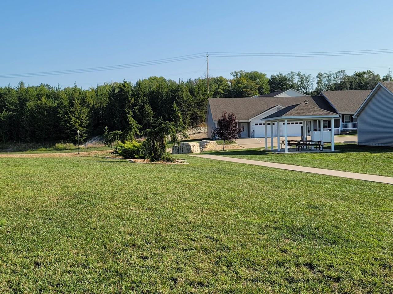 Independence Valley - Photo 3 of 50