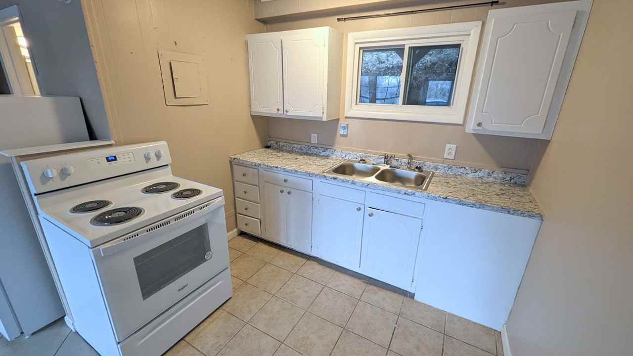 Hendersonville Heights Apts 506 Apartments 506 W Allen St