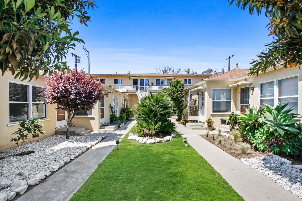 Washington Blvd. Marina Apartments - Photo 3 of 6