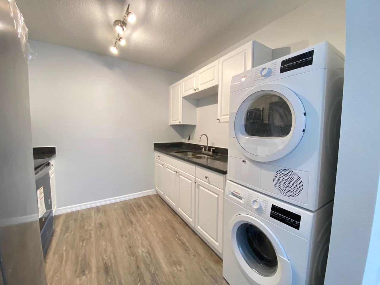 Ringling-Stevenson - Photo 2 of 8