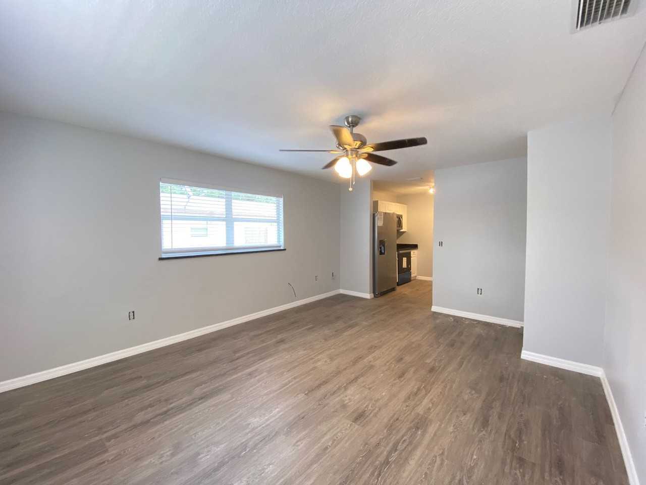 Ringling-Stevenson - Photo 4 of 8