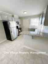 602-604 SW Maynard Rd - Photo 1 of 1
