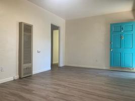 featured image of 533 Valencia Dr Se