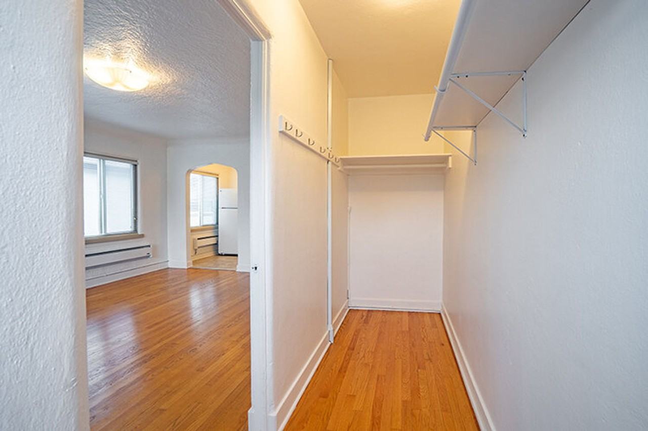 DeSoto Arms Apartments - Photo 7 of 16