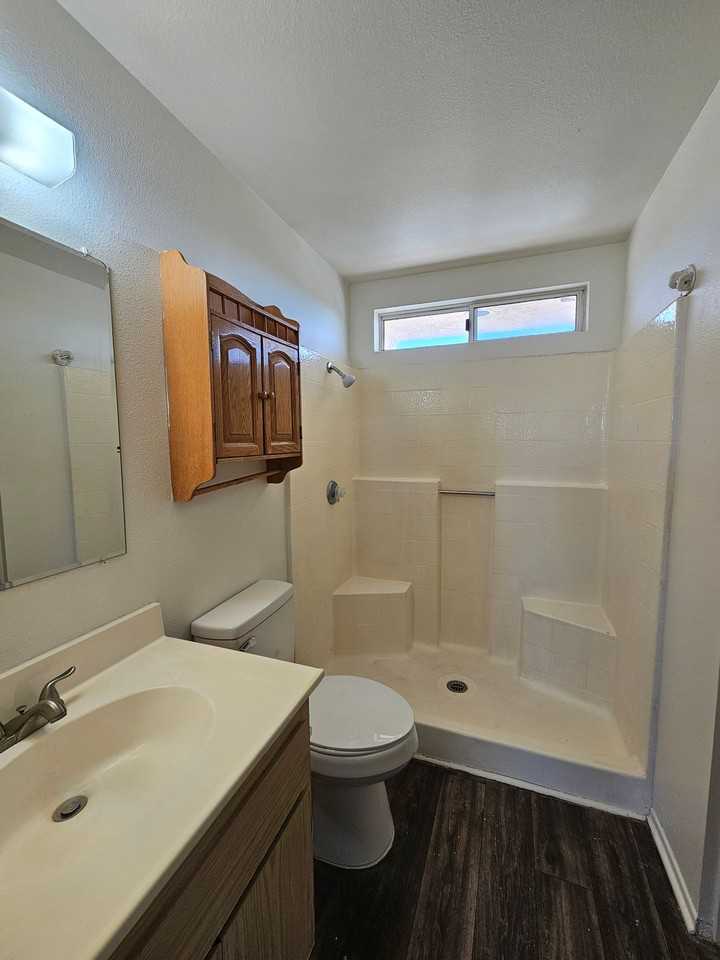 21411 Hacienda Blvd #D - Photo 7 of 34