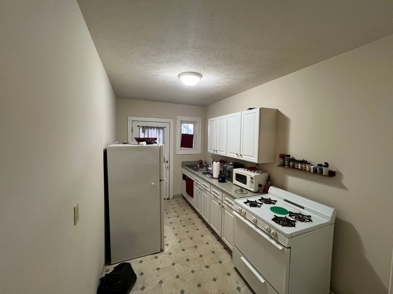 1308 N. Main St. - Photo 3 of 14