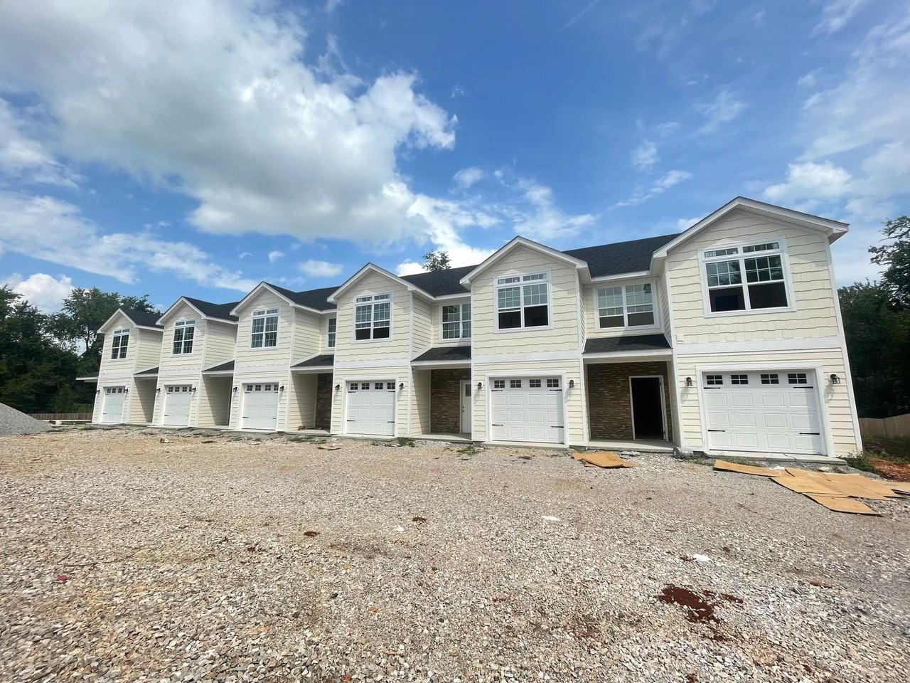 Summerland Townhomes - Photo 2 of 25