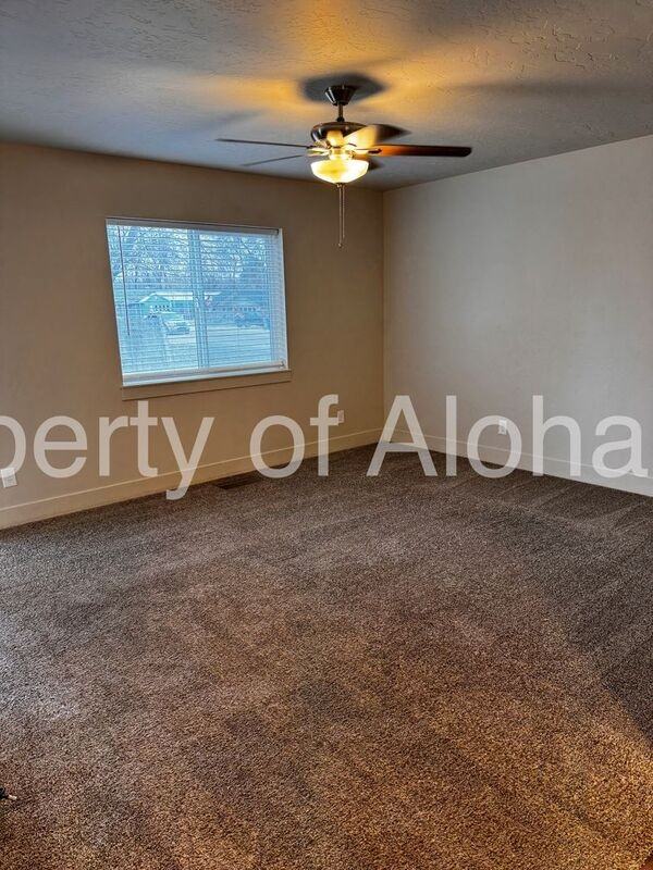 1024 S Elder St - Photo 2 of 19
