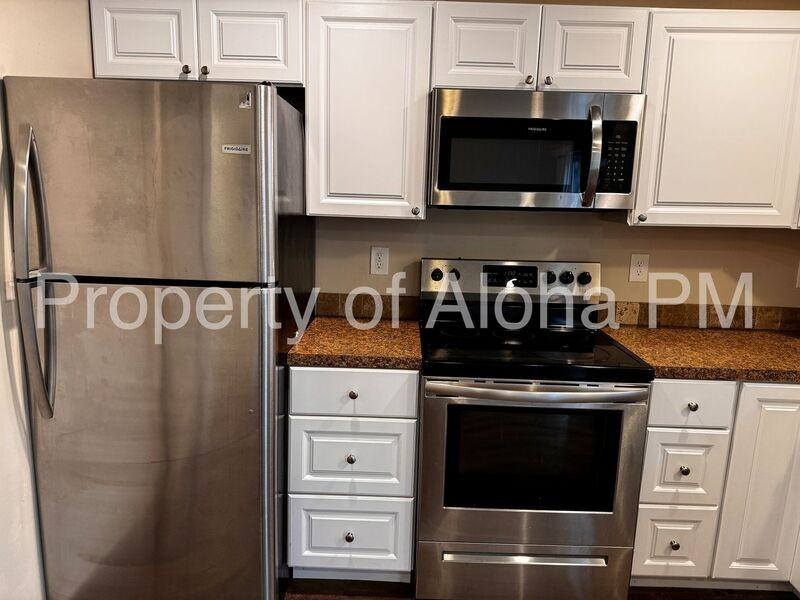 1024 S Elder St - Photo 4 of 19