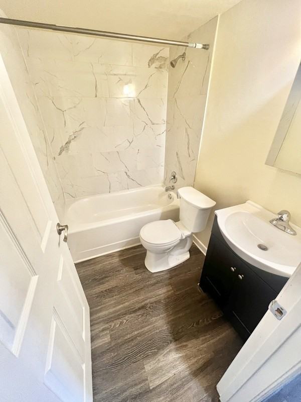 1243 Nelson St - Photo 5 of 7