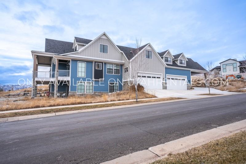 3235 E Lindsay Spring Rd - Photo 3 of 50