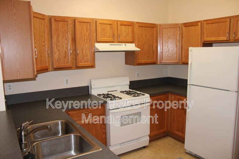 1321A Karen Blvd #203 - Photo 7 of 41