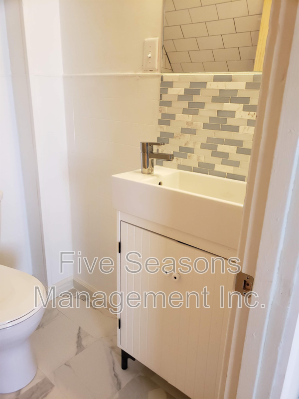 17 Drew St - Photo 5 of 14