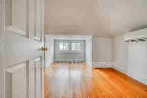 featured image of 6 Cromarty Rd #3FL