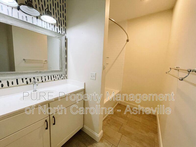 125 Ashwood Road - Photo 6 of 12