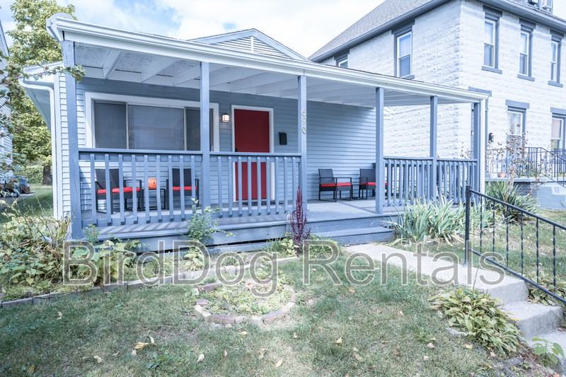 690 Gibbard Ave - Photo 2 of 18