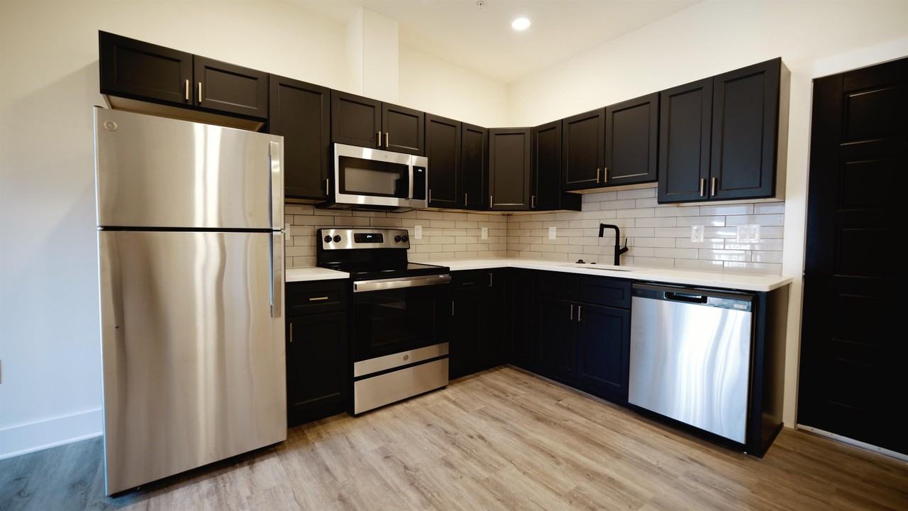 6832 Ridge Avenue - Photo 2 of 29