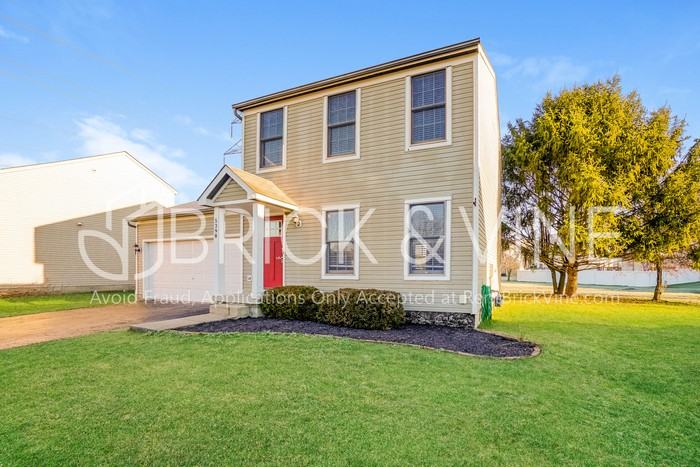 5398 Armour Ct - Photo 2 of 19