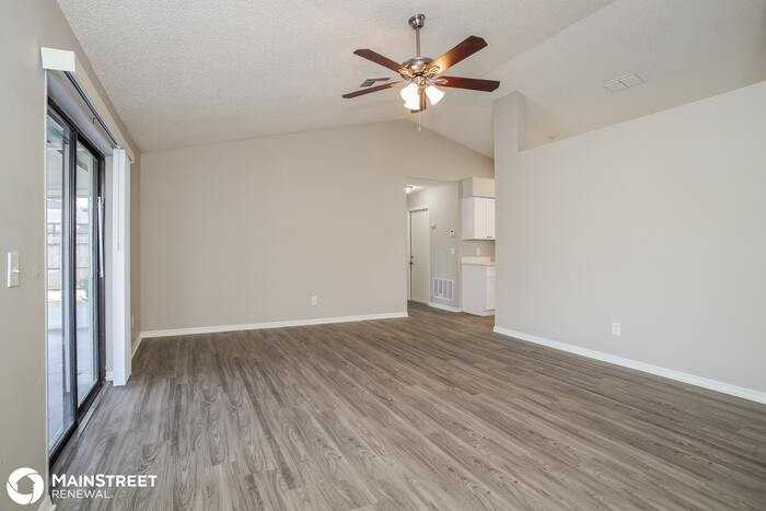 140 Loma Bonita Dr - Photo 3 of 16