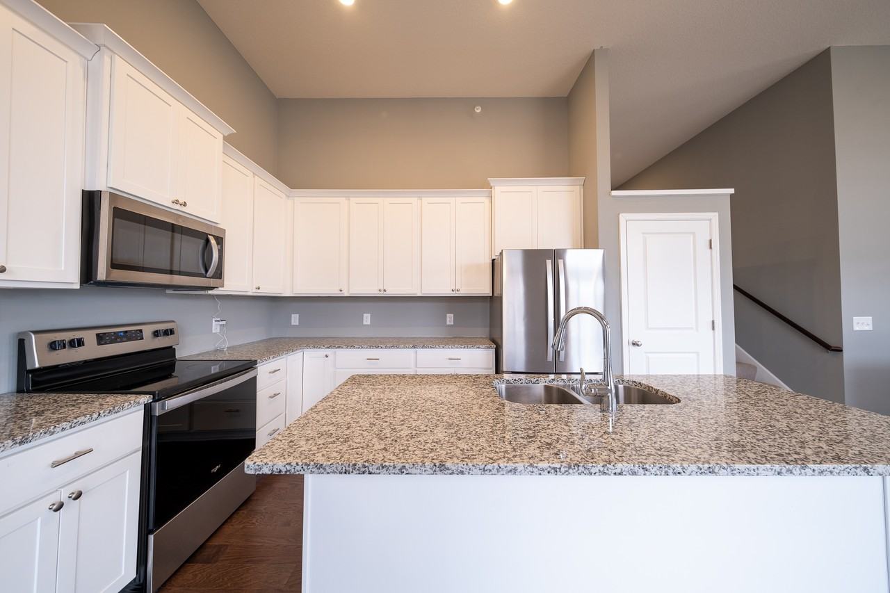 13479 Bronze Pkwy #1 - Photo 3 of 22