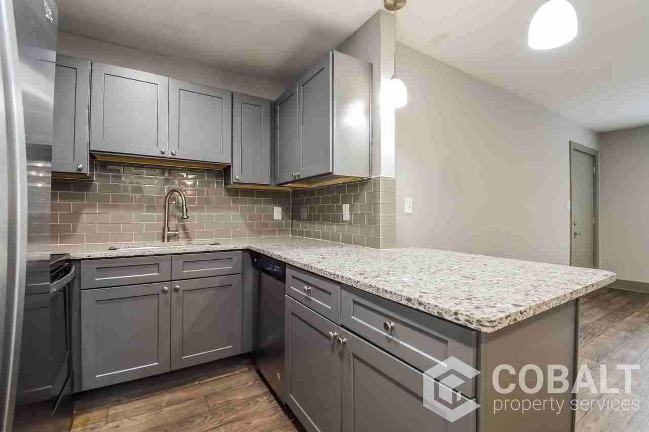 1984 Wellbourne Dr. NEUnit 1 #1 - Photo 2 of 18