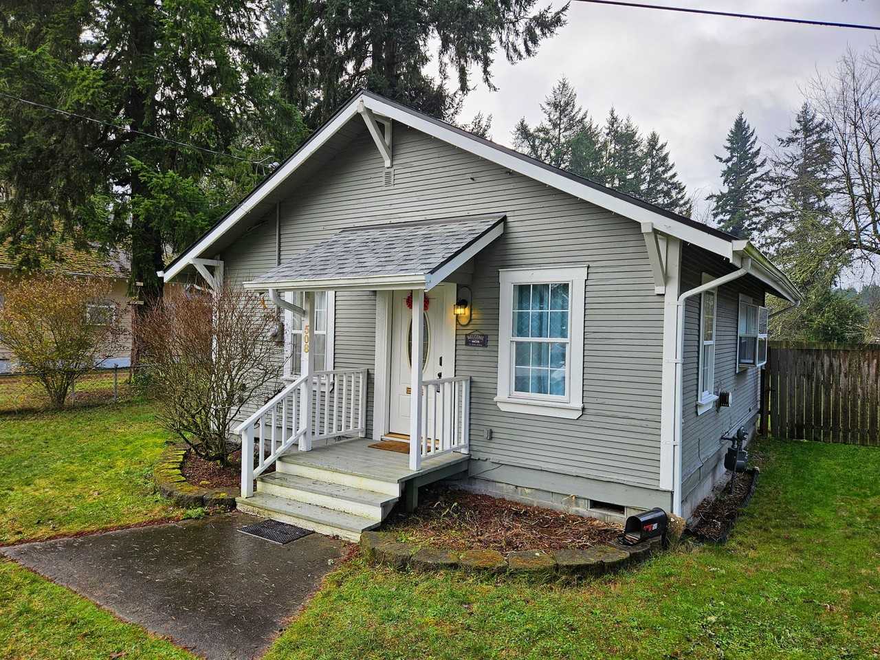 508 Binghampton St Se #1 - Photo 2 of 26