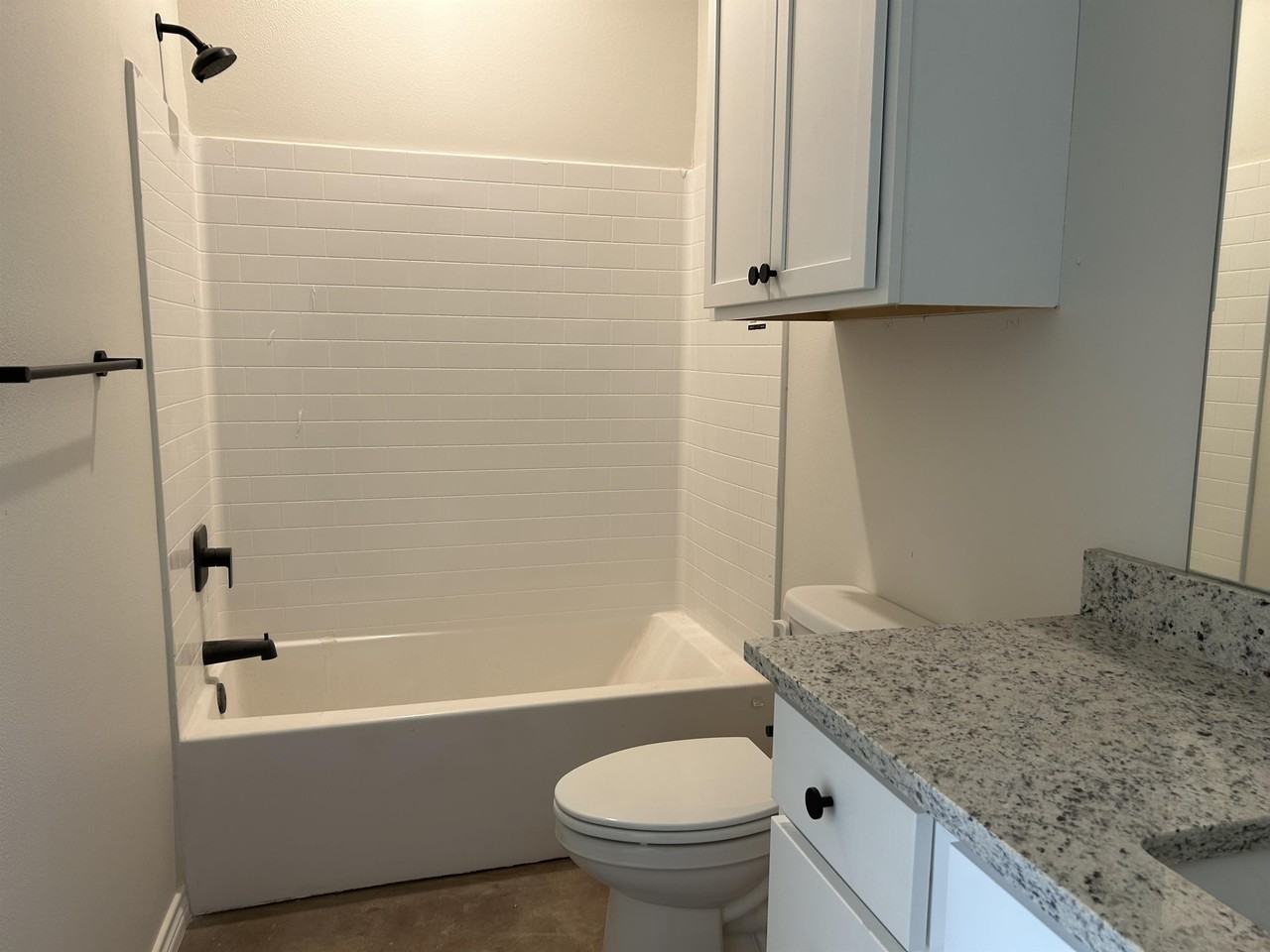 1604 1604 New England Roadunit 0 #0 - Photo 7 of 10