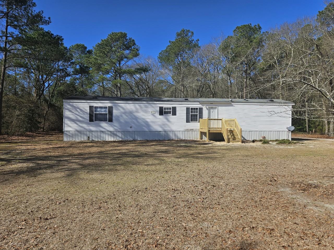 132 Chester White Dr, Seven Springs, NC 28578, USA 2 unit Rentals