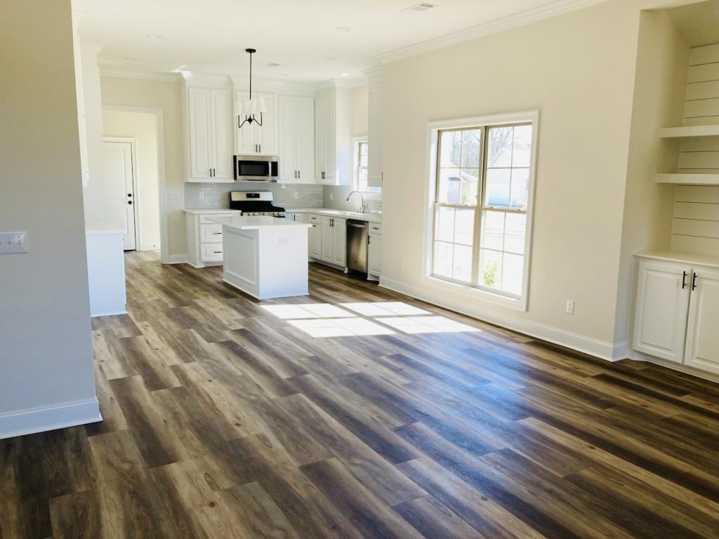 310 Willow Way - Photo 4 of 14